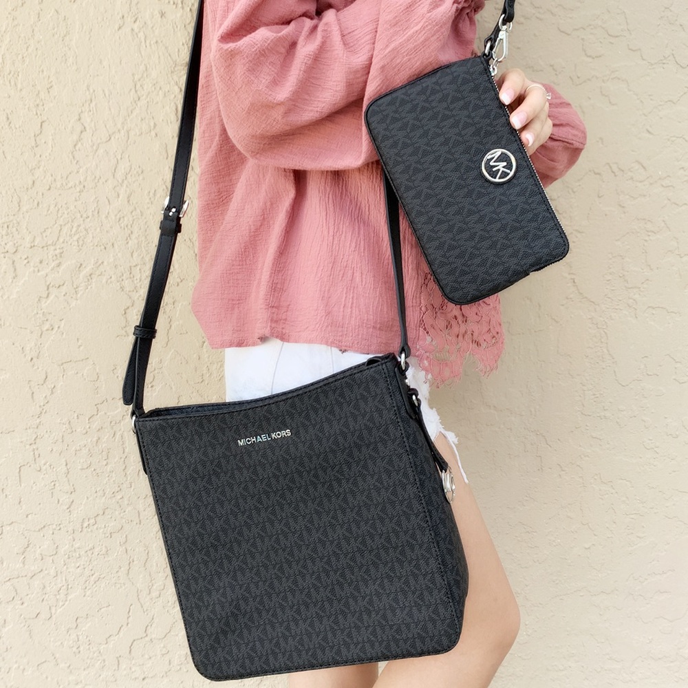 Michael Kors Crossbody Wallet Bundle - Picture 2 of 7